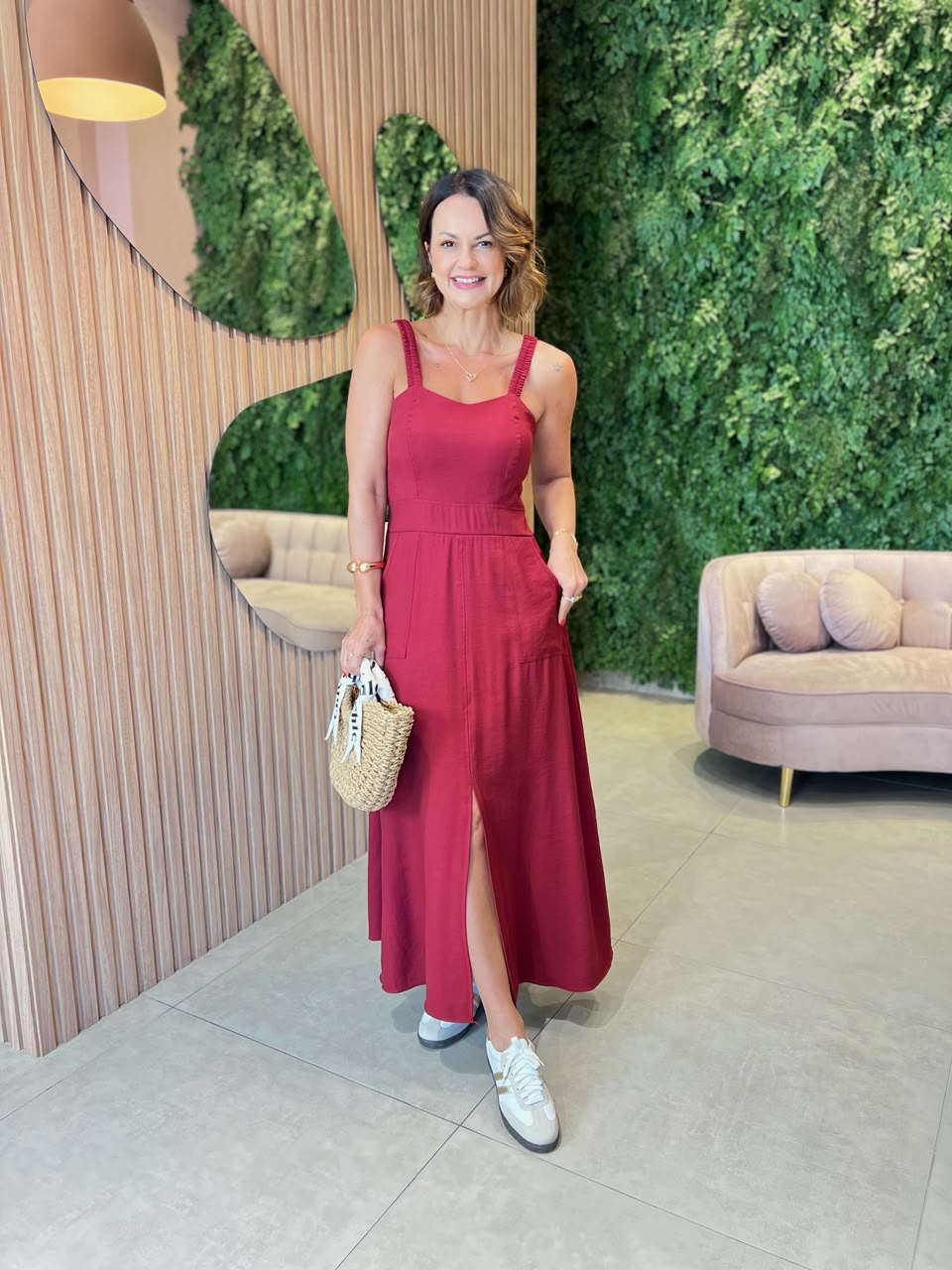 Vestido Sucesso em Tecido Marrante, Marsala