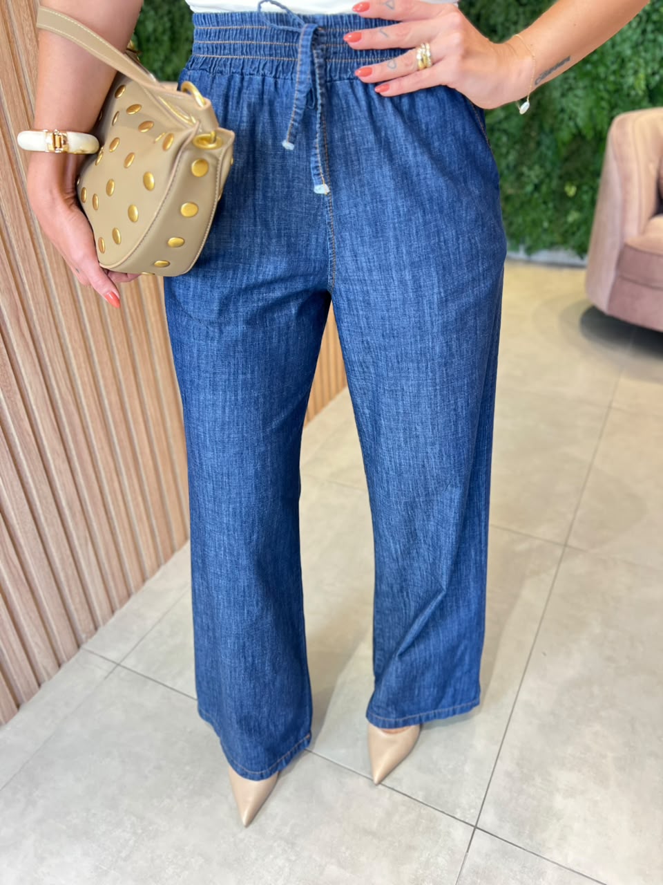 Calça Jeans com Cós de Elástico