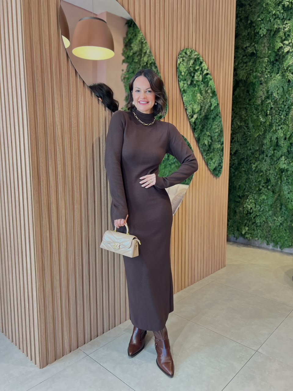 Vestido em Tricot com Dedinho, Marrom