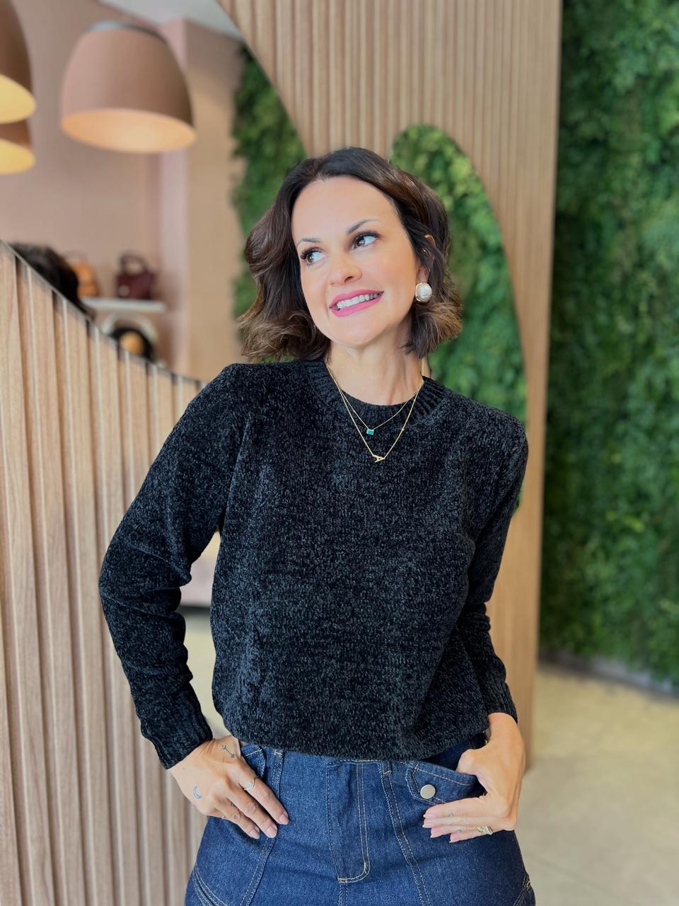 Blusa em Tricô Mousse, Preta (Envios e retiradas a partir de 02/06)