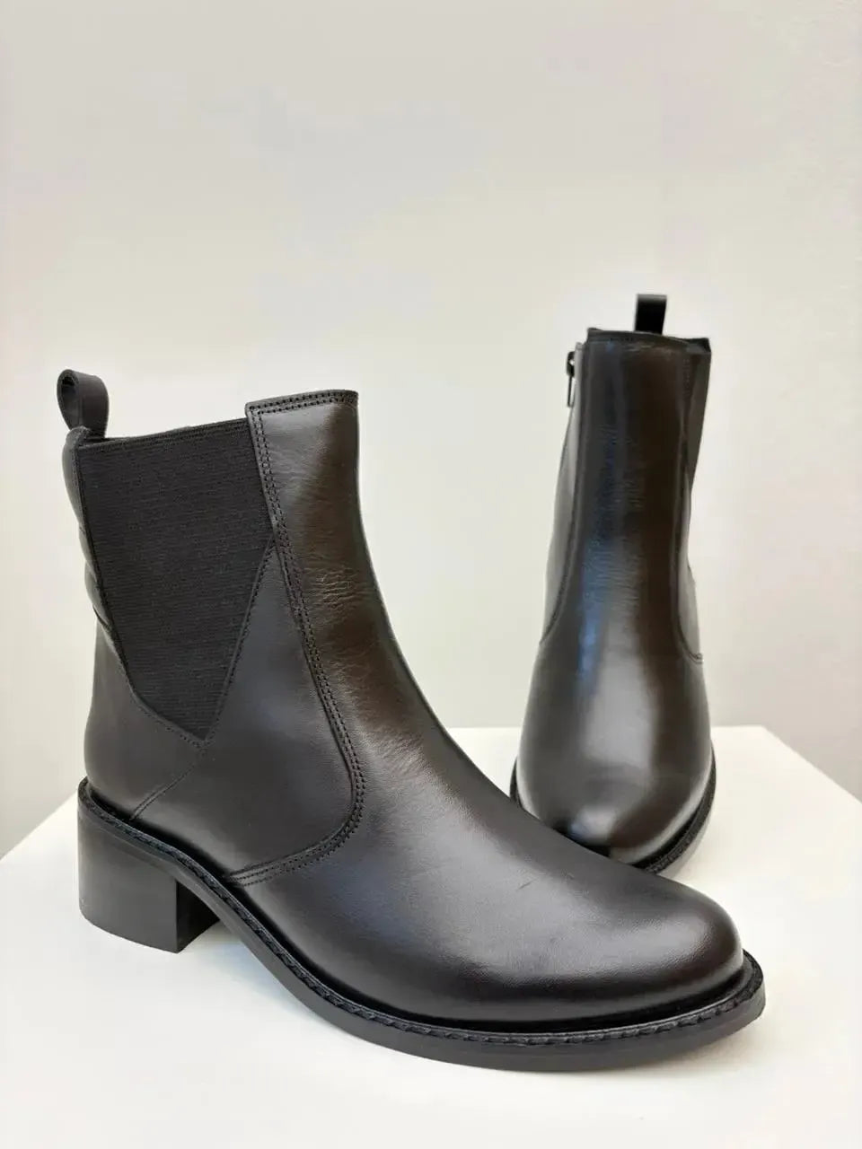 Bota Sara Preta