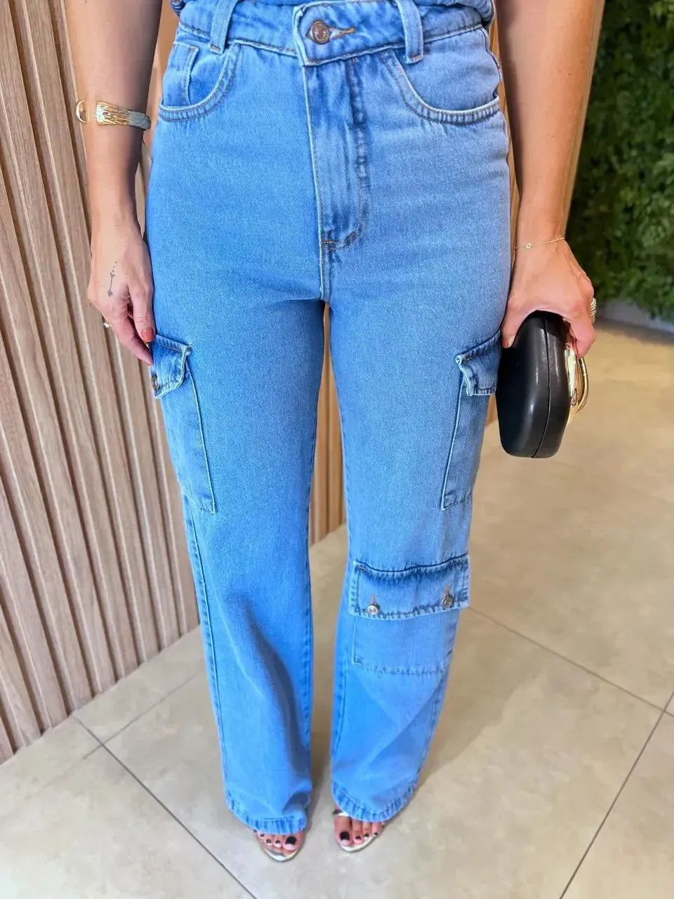 Calça Cargo Jeans Claro