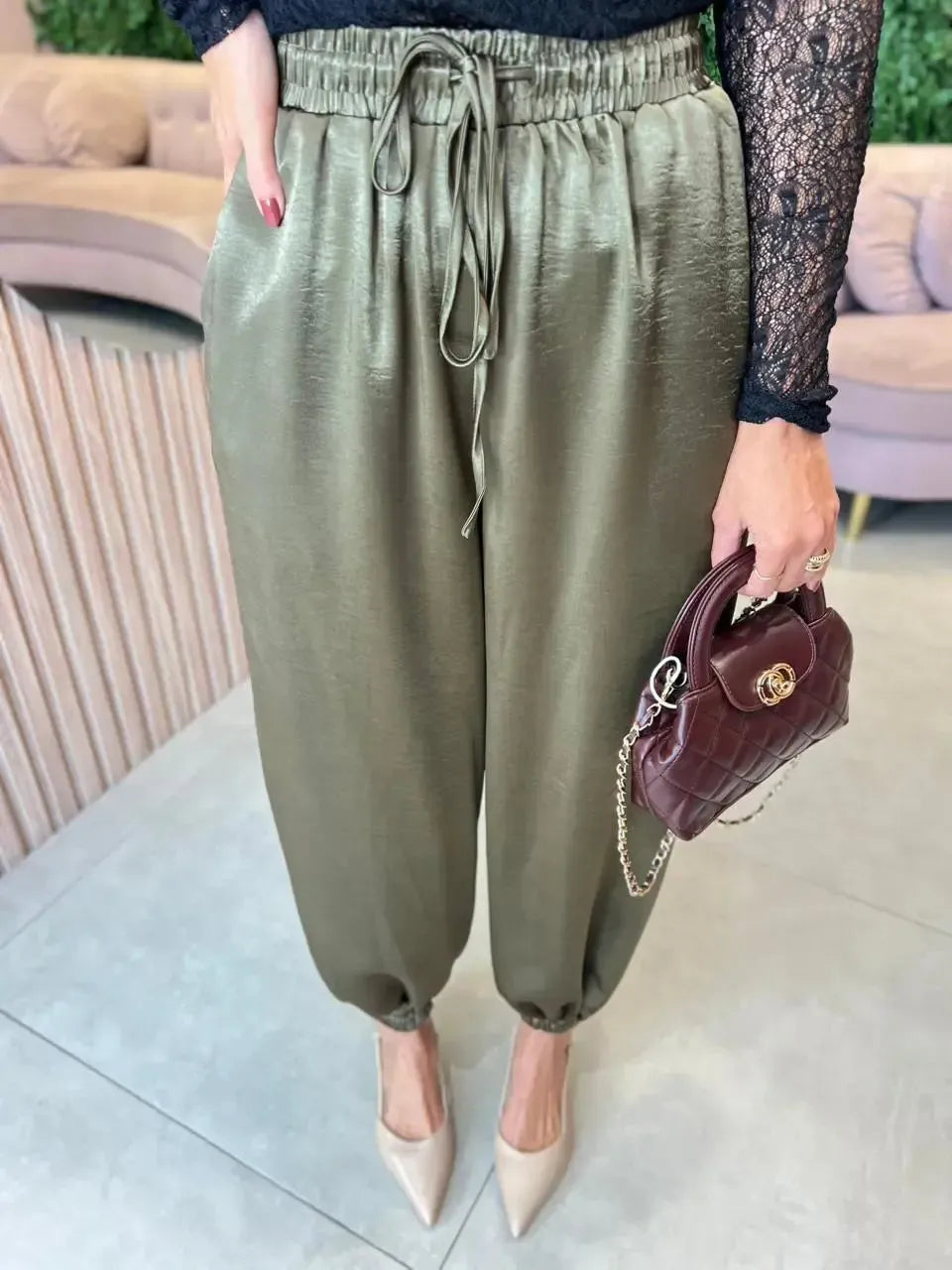 Calça Jogger em Cetim, Verde Musgo