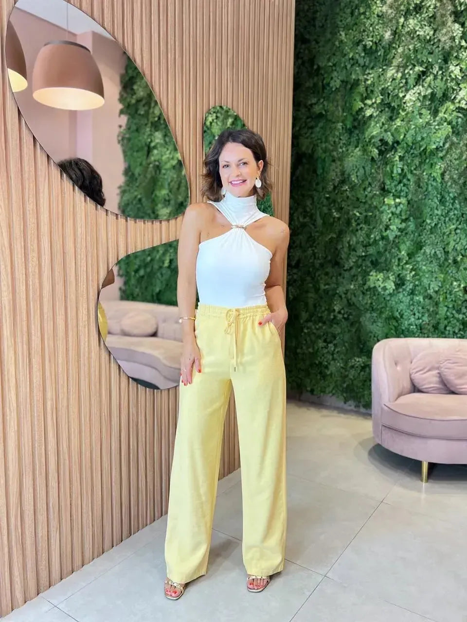 Calça em Marrante com Amarração e Elástico, Amarela