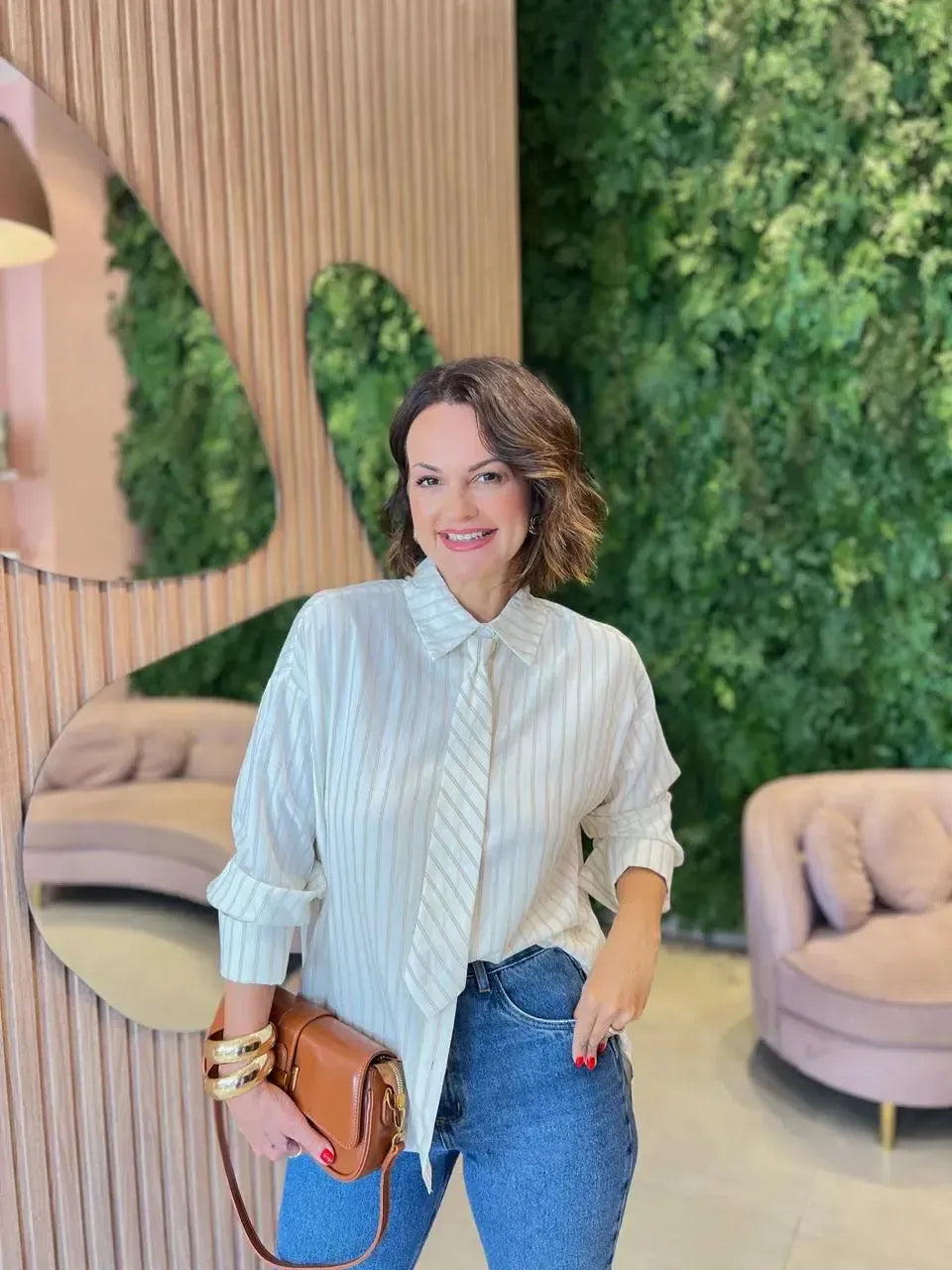 Camisa Listrada com Gravata Removível, Off White