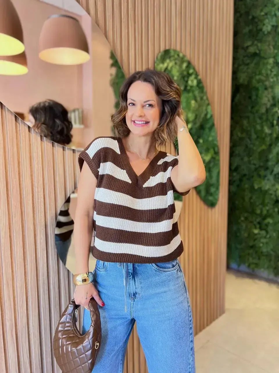 Colete Listrado em Tricô, Marrom com Off White