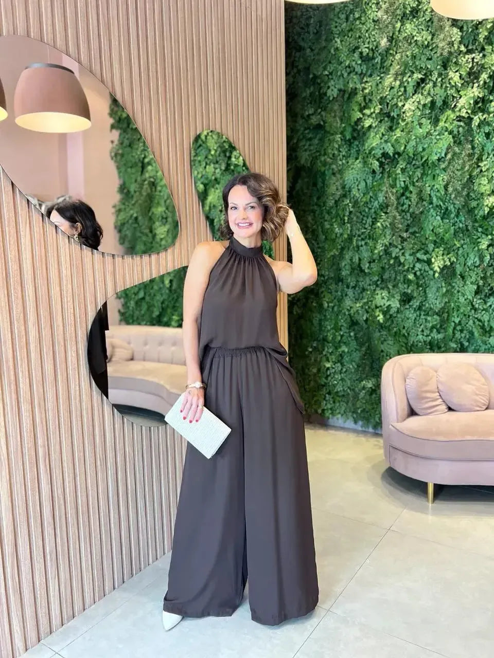 Conjunto Blusa + Calça Pantalona em Chiffon, Marrom