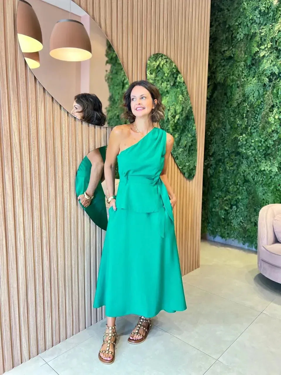 Conjunto Saia Midi + Blusa com amarração, Verde Bandeira