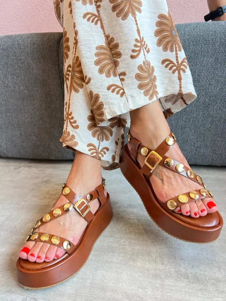 Flatform Gabi, Marrom