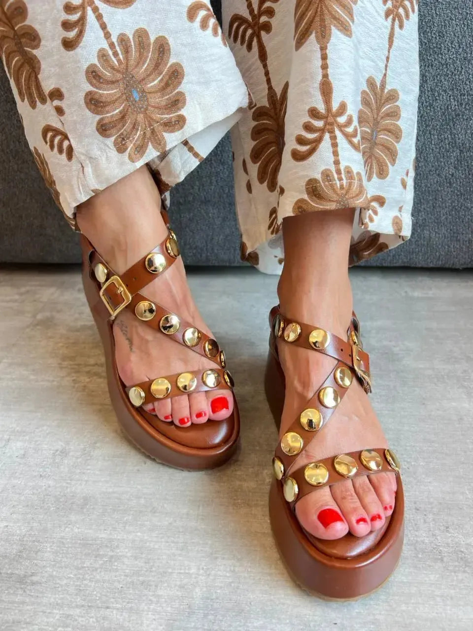 Flatform Gabi, Marrom