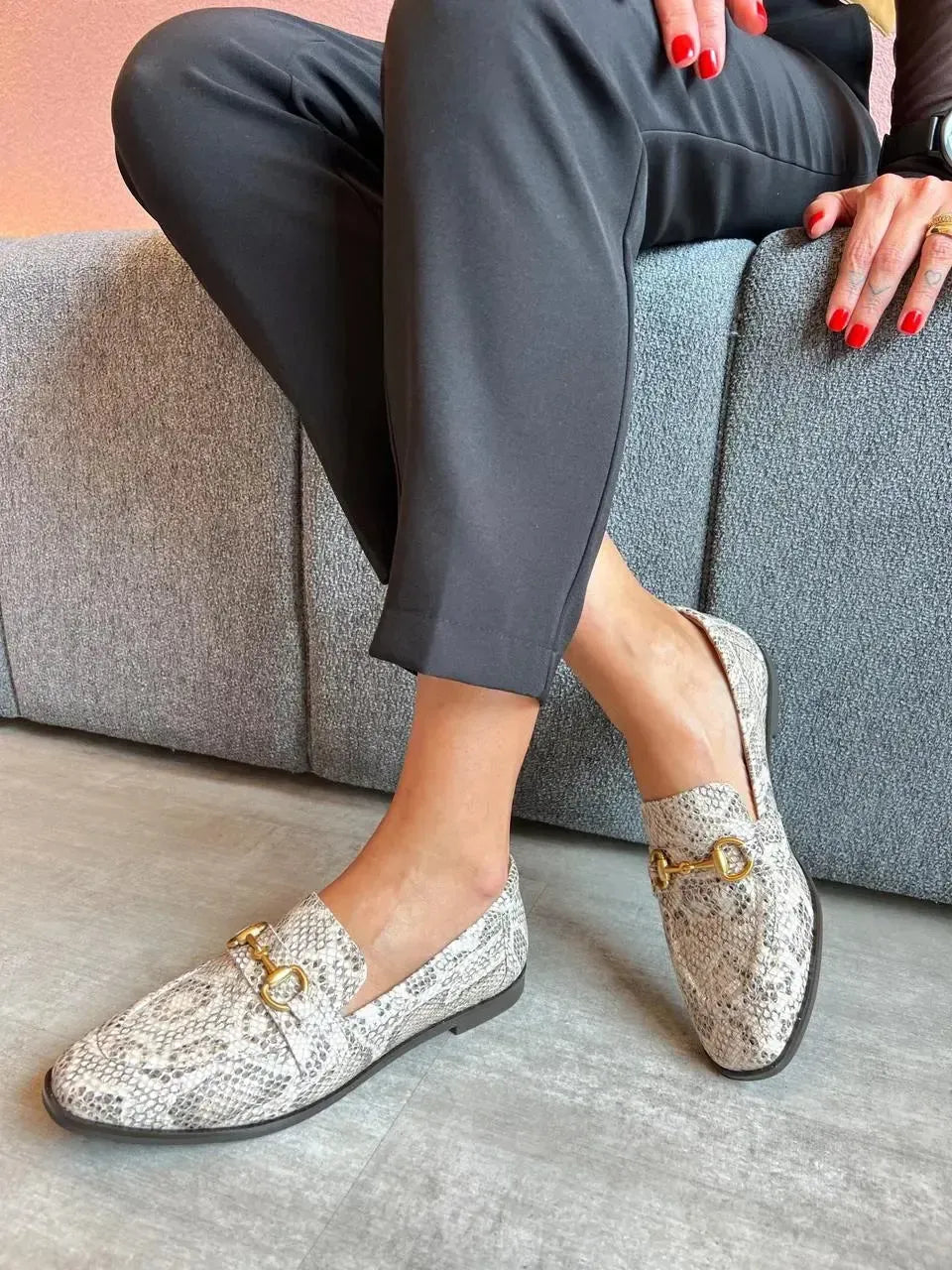 Mocassim Olivia, Piton