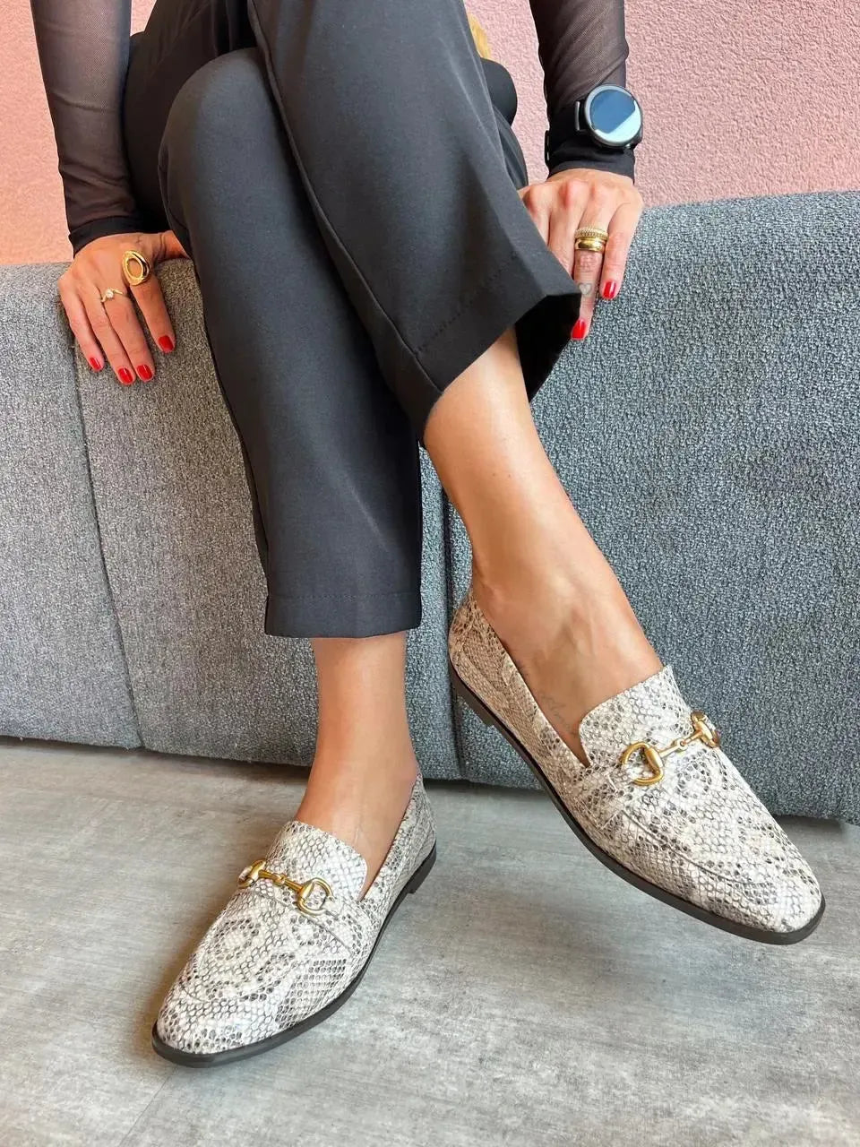 Mocassim Olivia, Piton