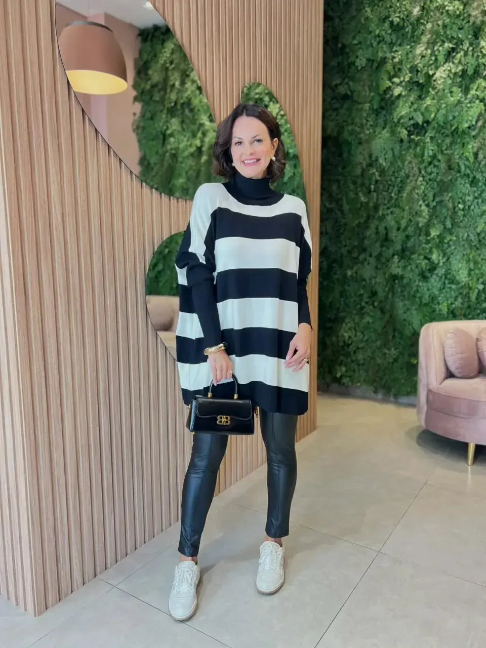 Poncho em Tricot Modal listrado, Preto
