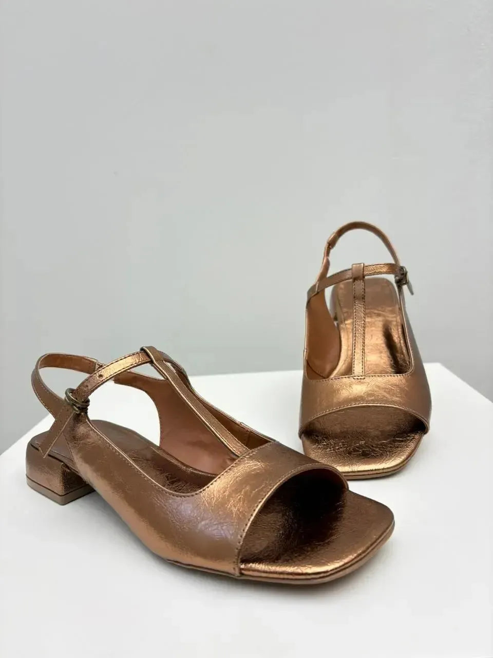 Rasteira Capri Bronze
