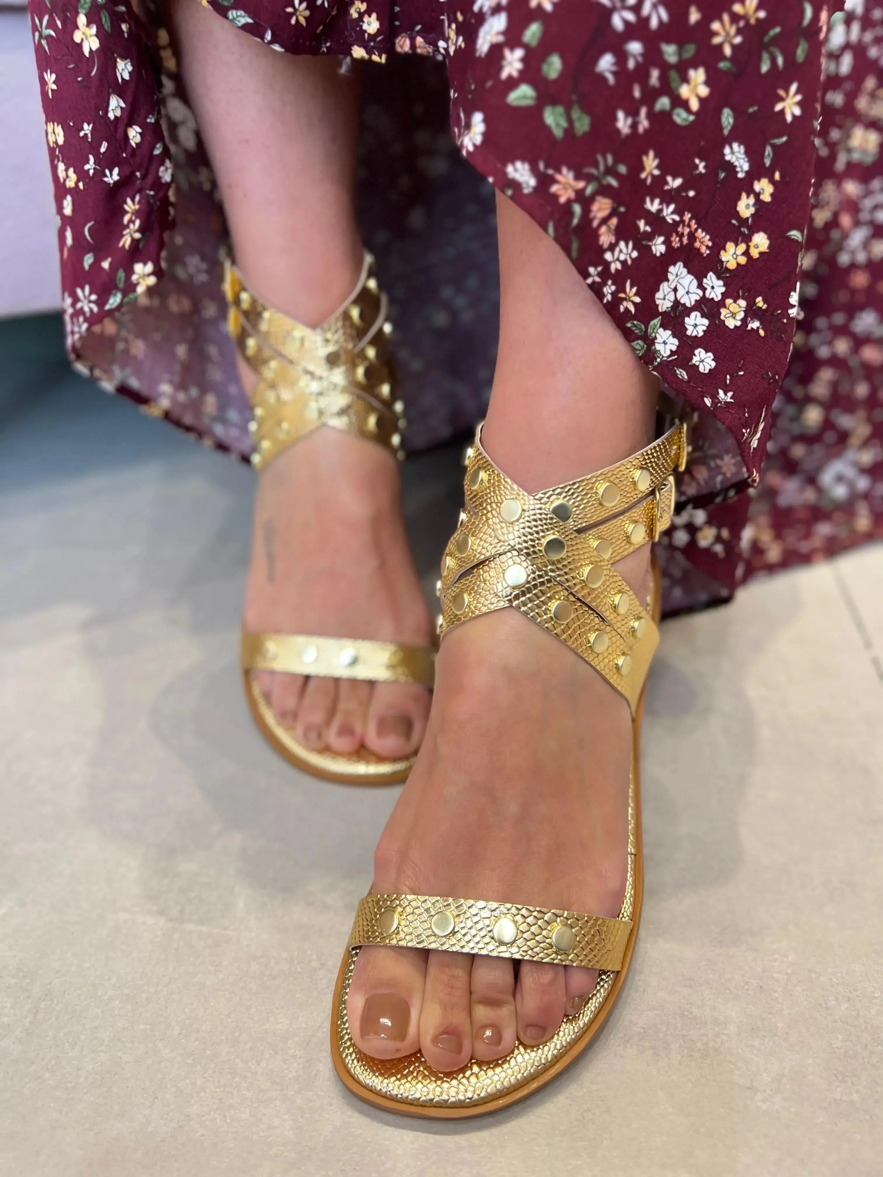 Rasteira Lily Dourada