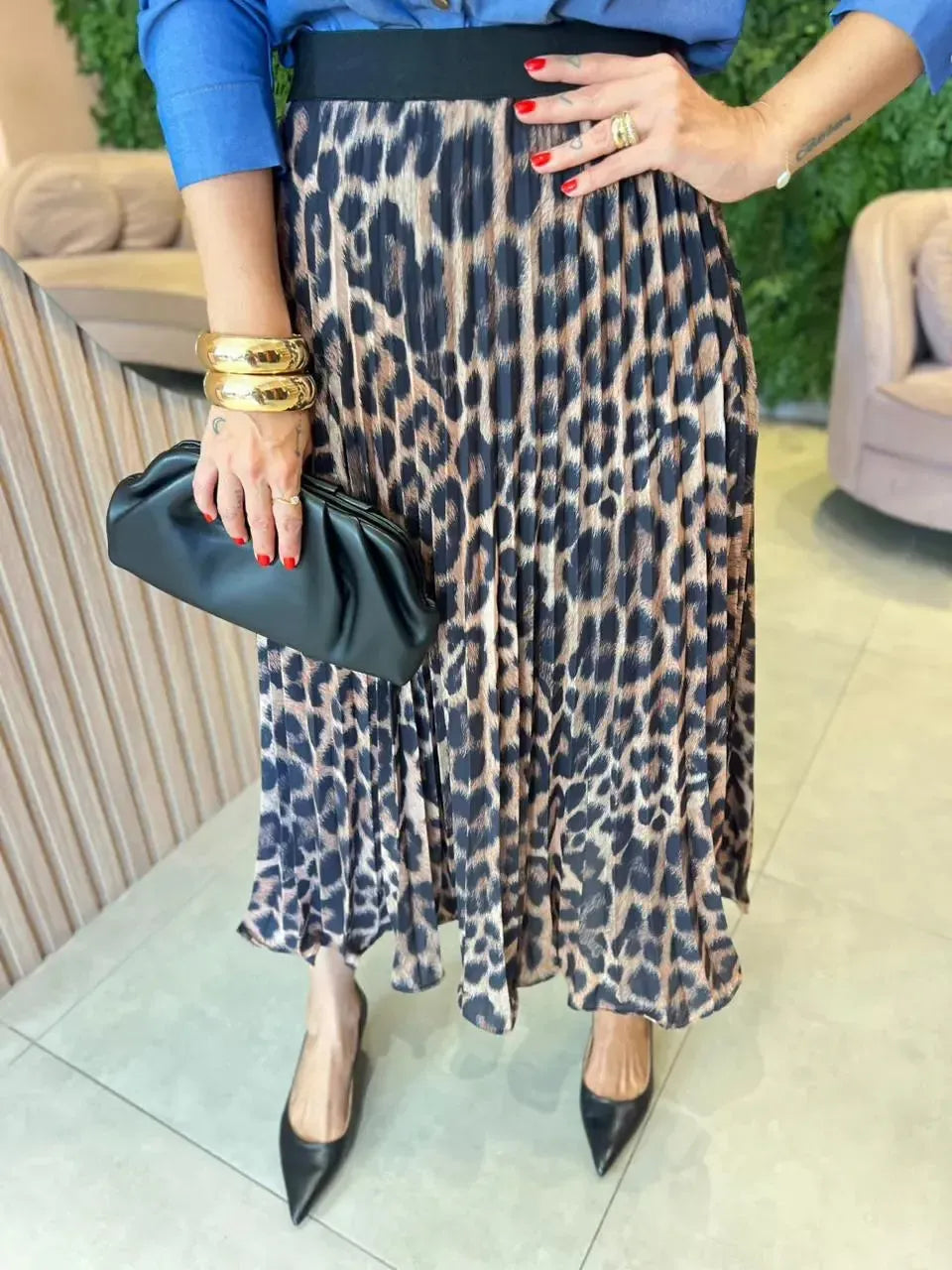 Saia Mídi Plissada Animal Print (Envios e retiradas a partir de 27/03)