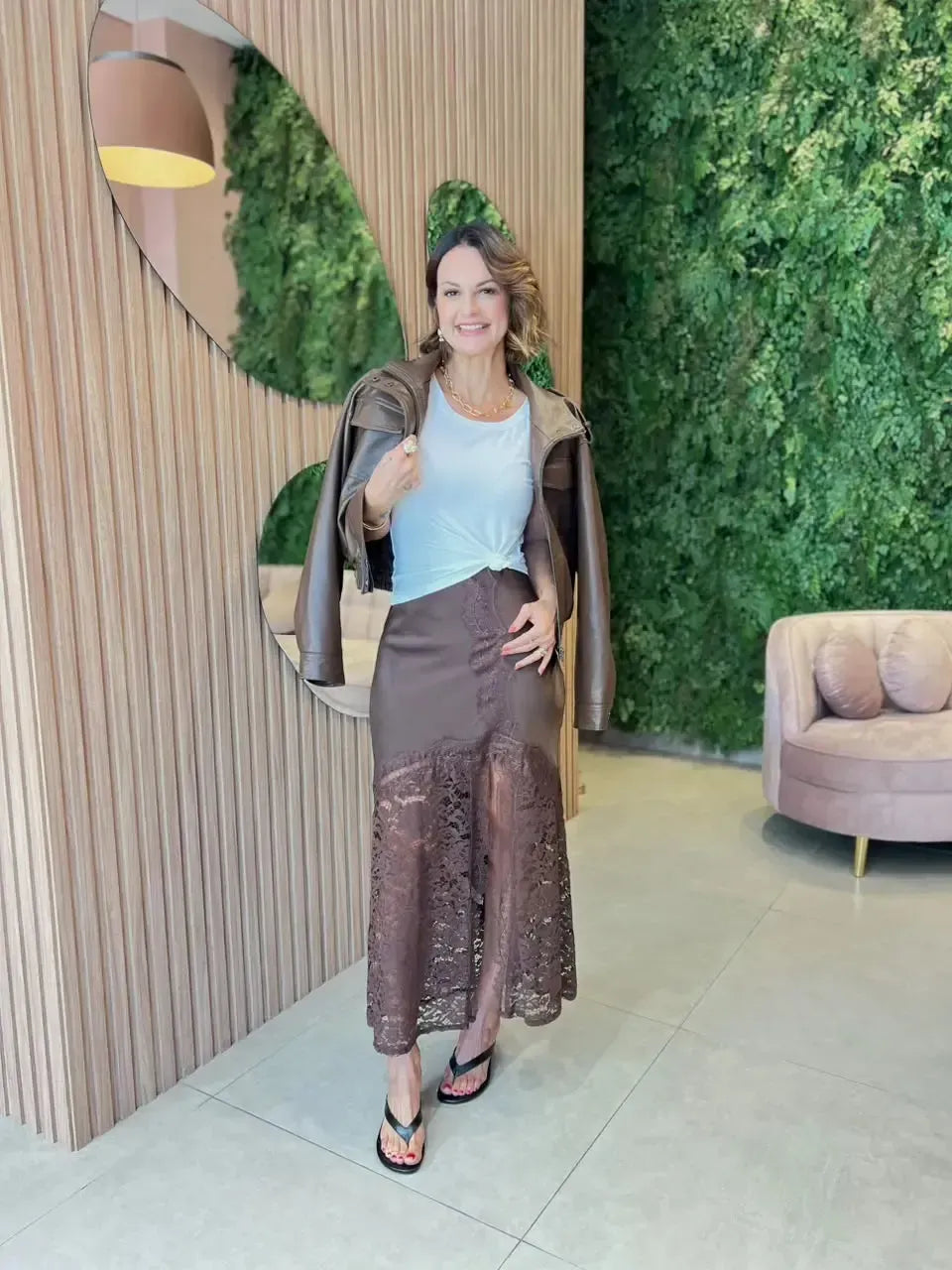 Saia em Cetim com Renda, Marrom