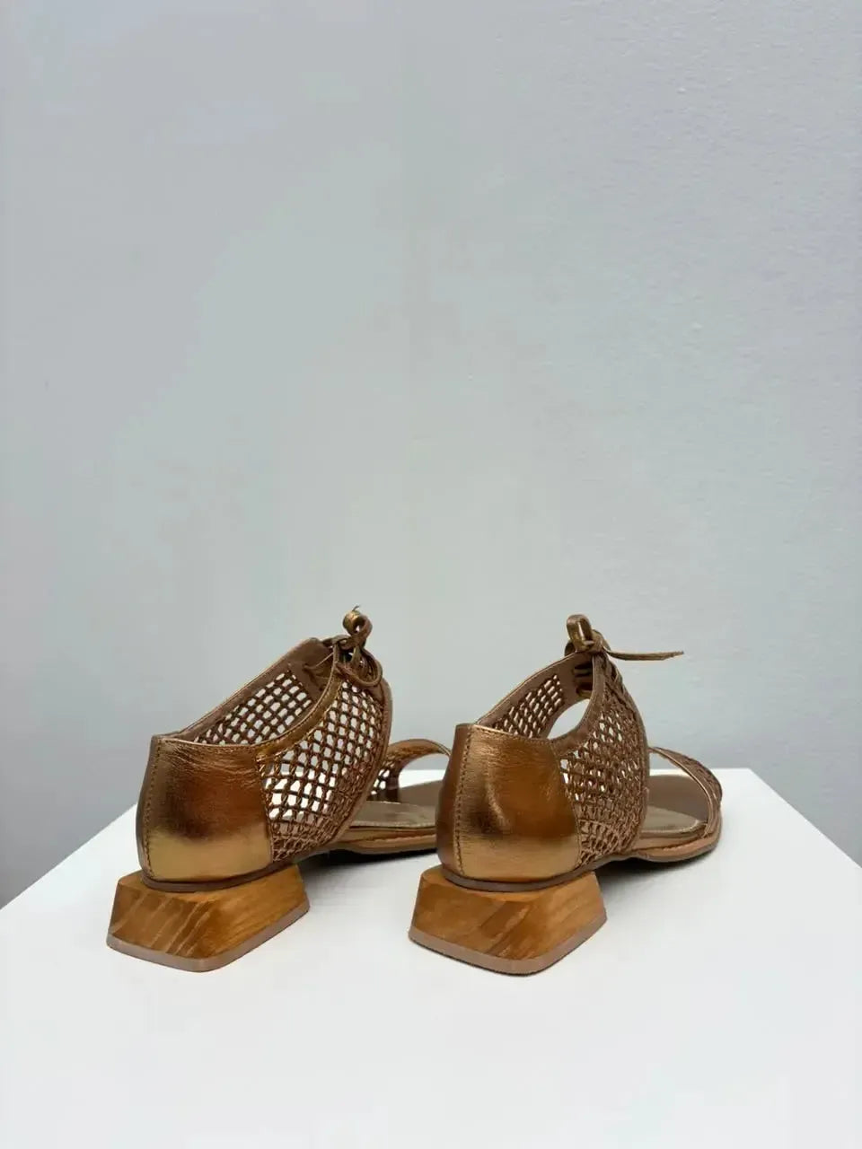 Sandália Carla, Bronze