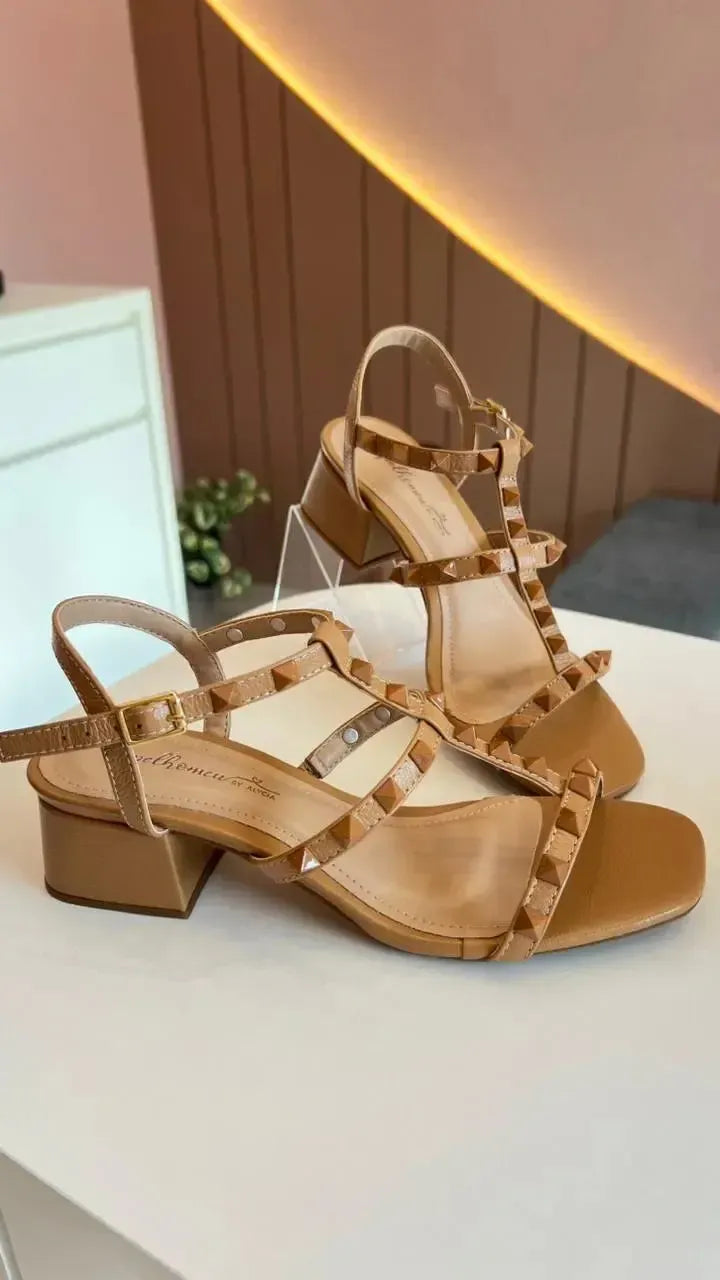 Sandália Cléo Caramelo