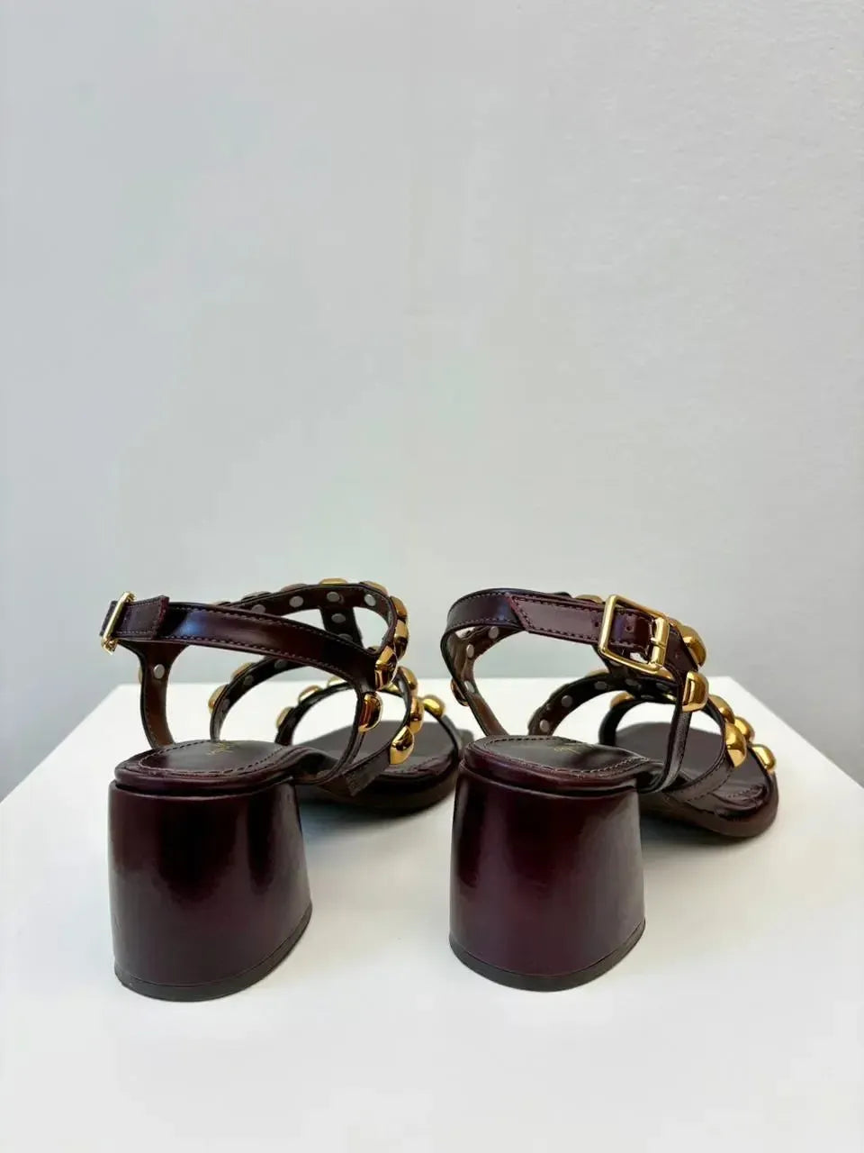 Sandália Dafine, Marrom