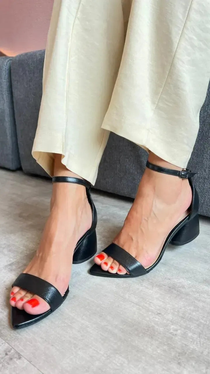 Sandália Dani Preta