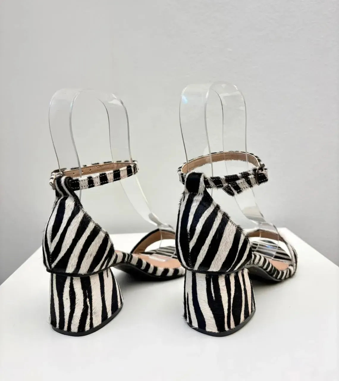 Sandália Dani Zebra