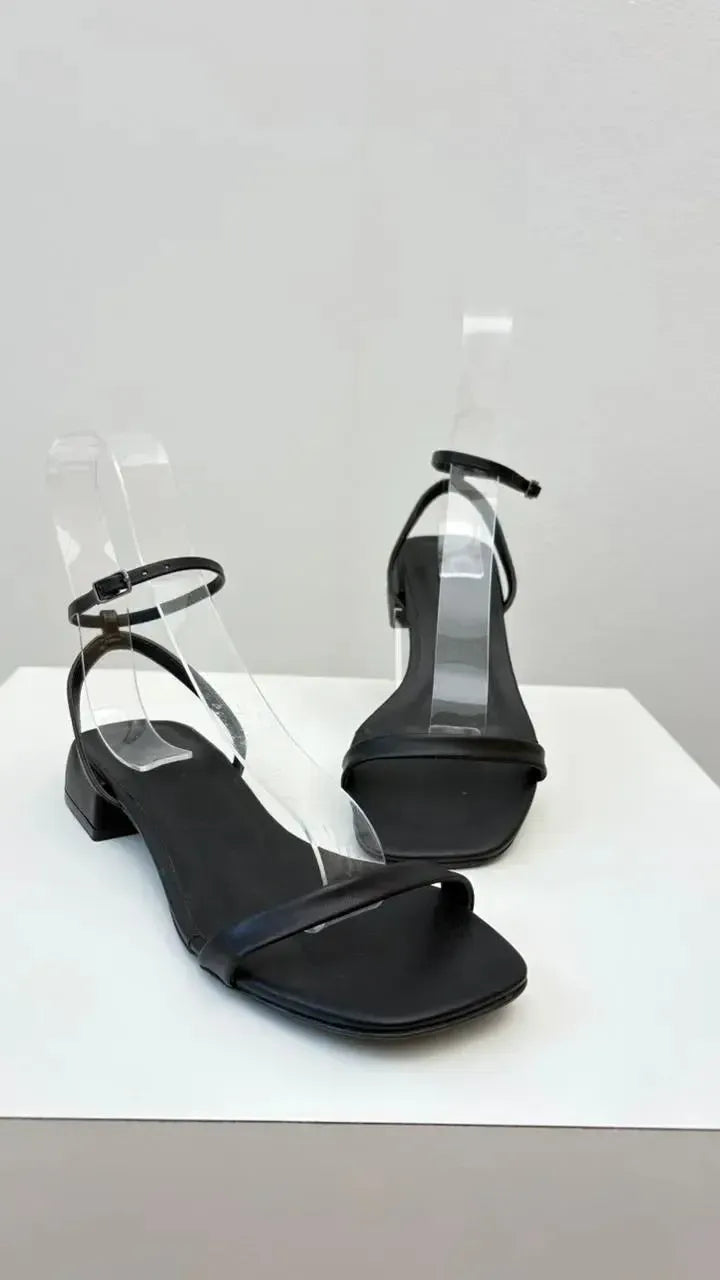 Sandália Maju, Preta