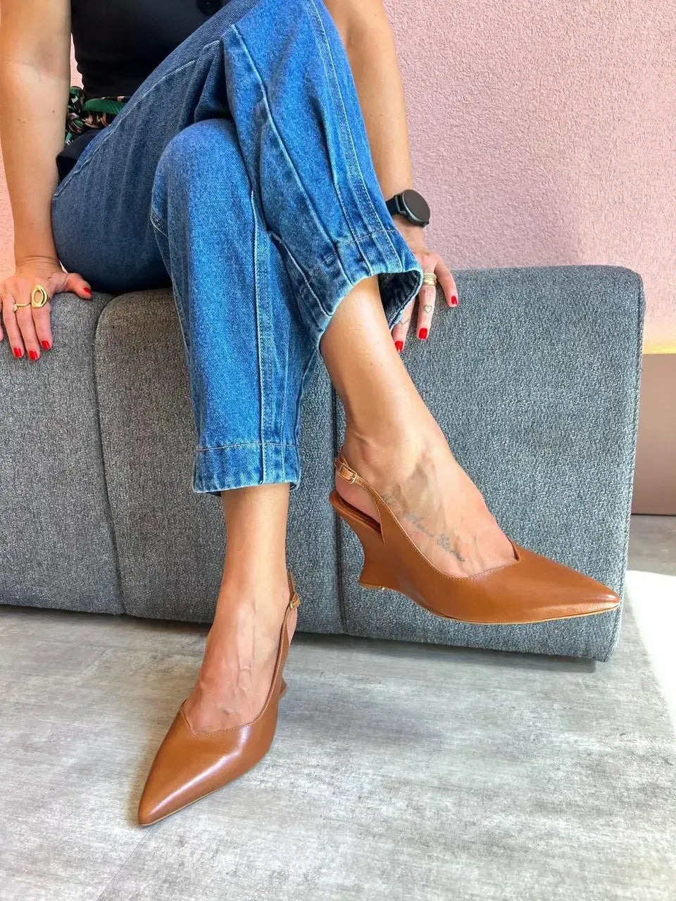 Scarpin Milão Búlgari Caramelo