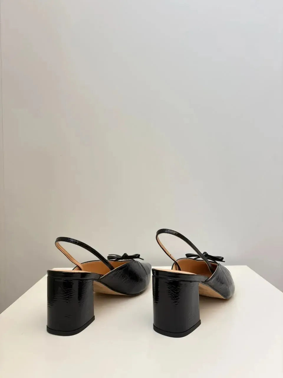 Scarpin Slingback Cecília, Preto