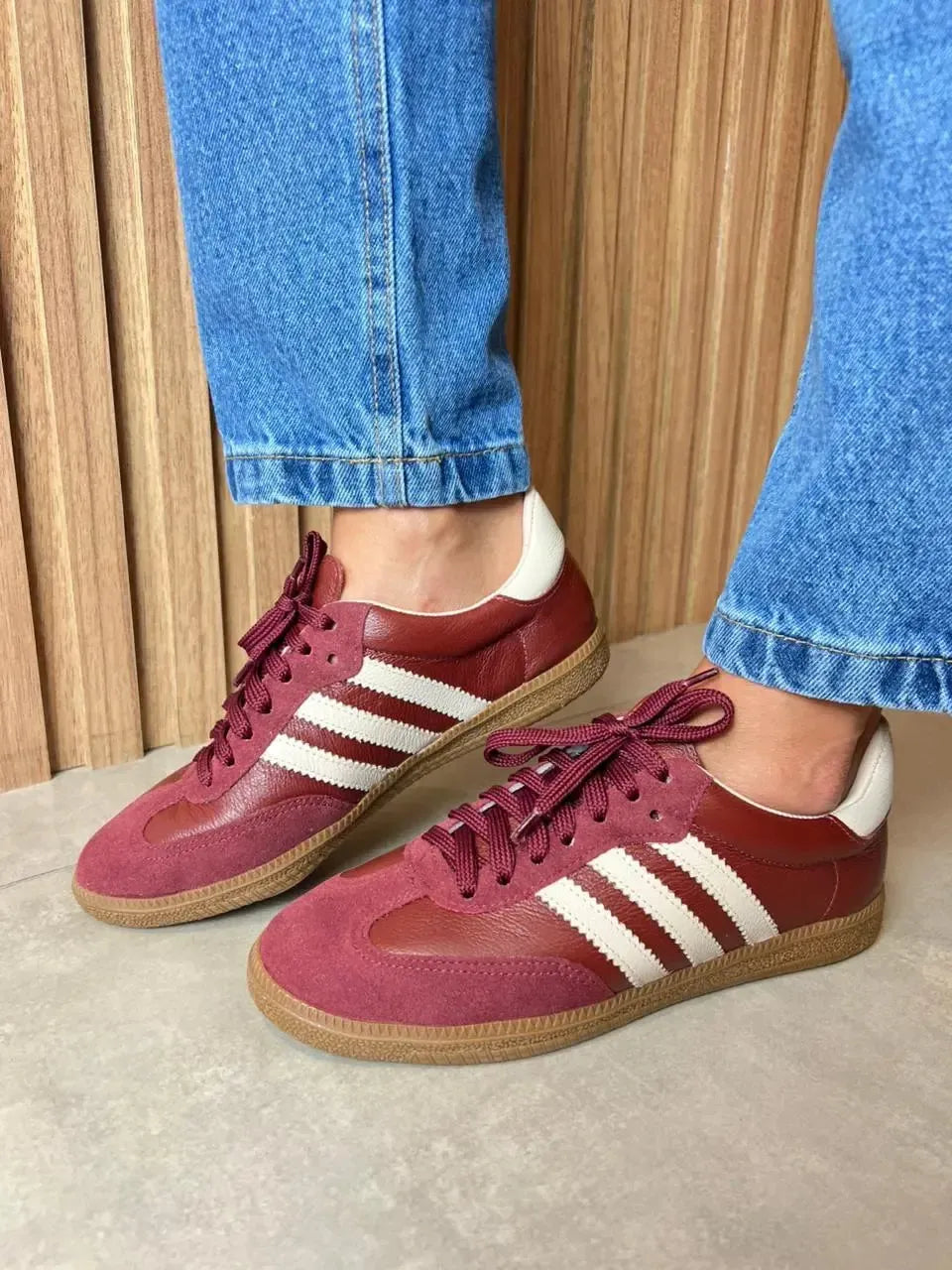 Tênis em Couro Slim Marsala