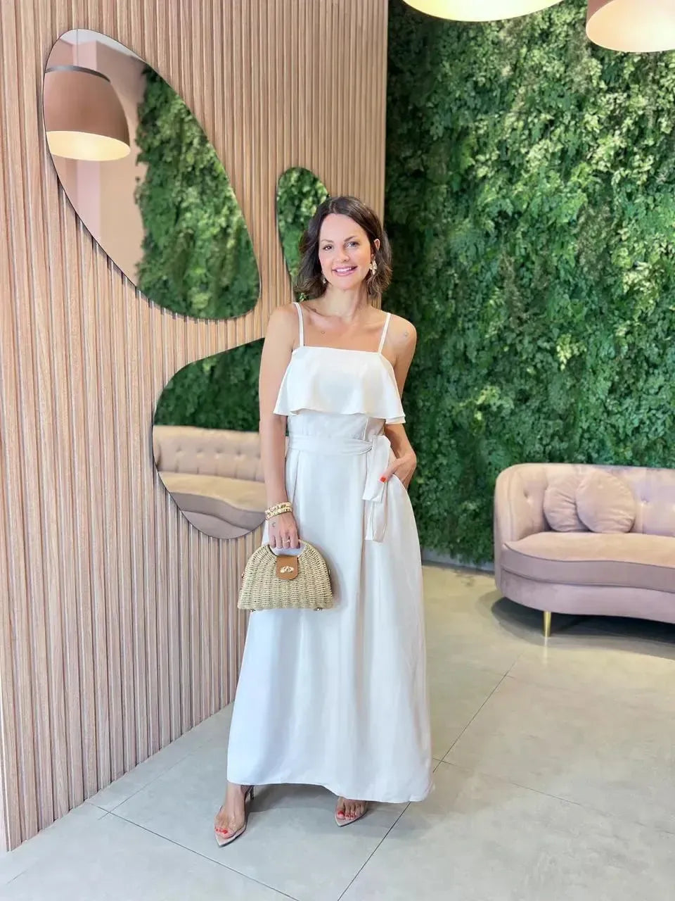 Vestido Midi com bolso e pala , Nude