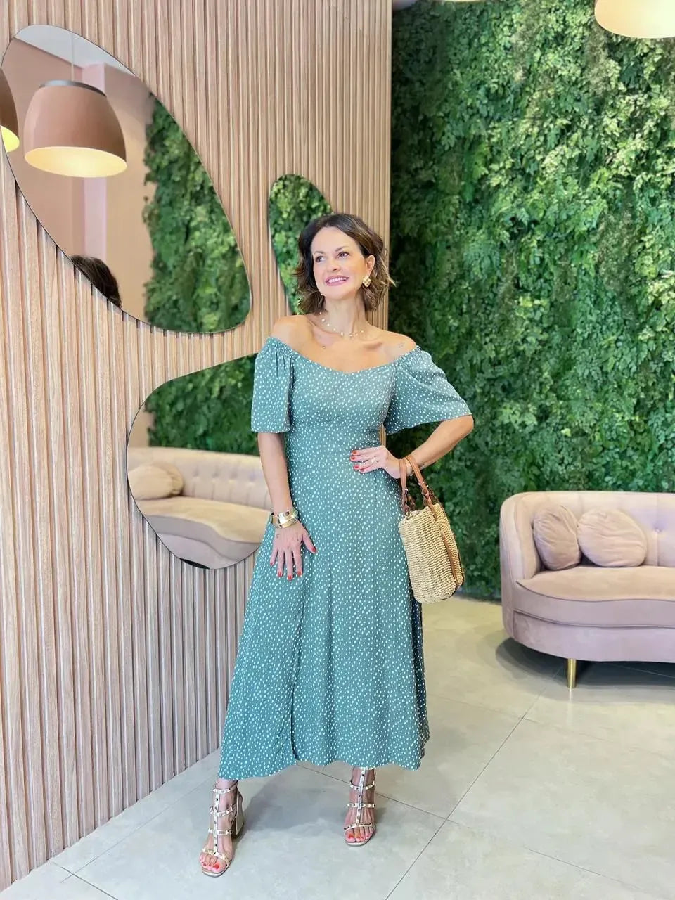 Vestido Midi de Poa em Viscolinho Manga Solta, Verde