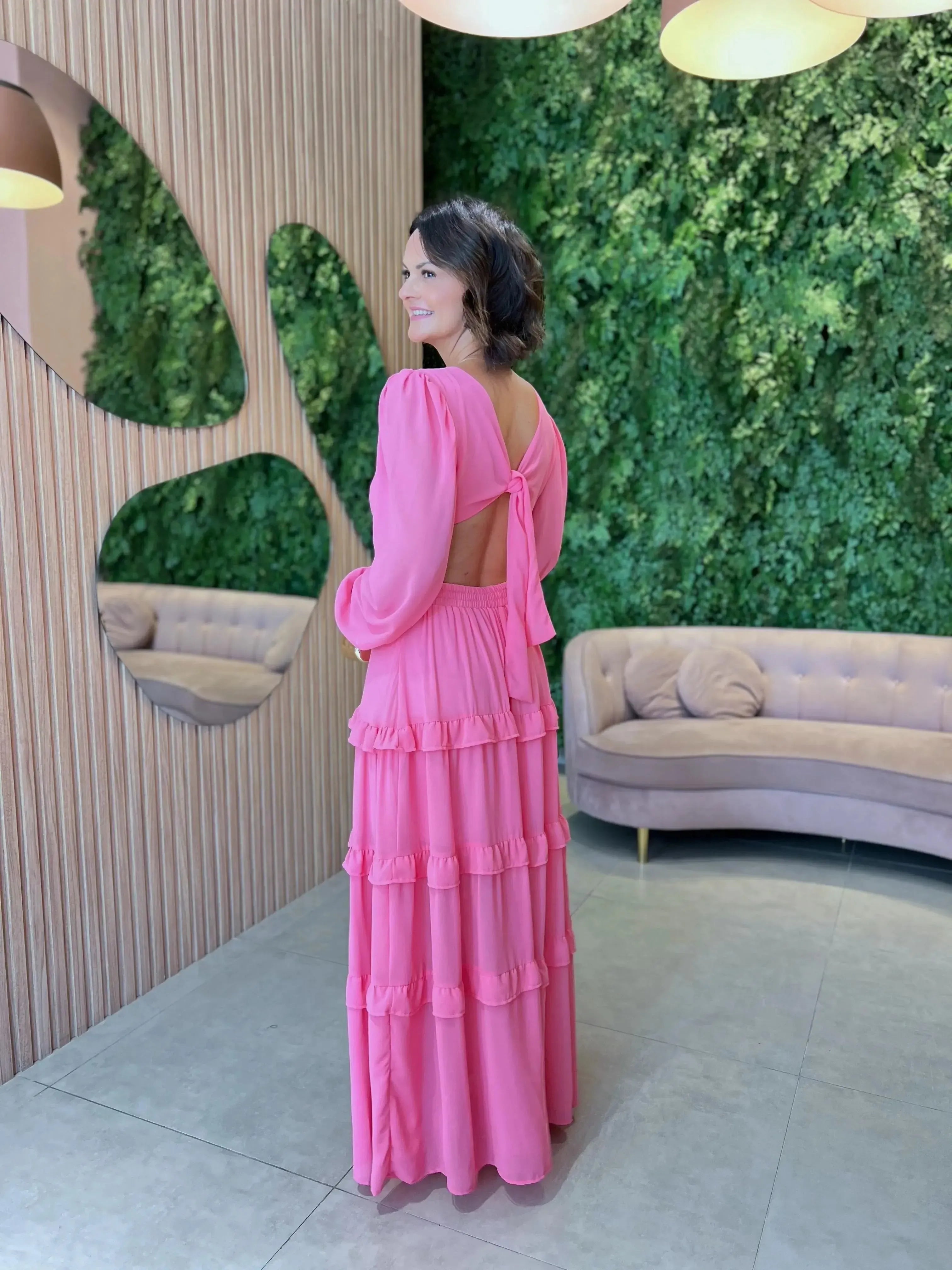 Vestido em Crepe Longo com Decote nas Costas, Rosa