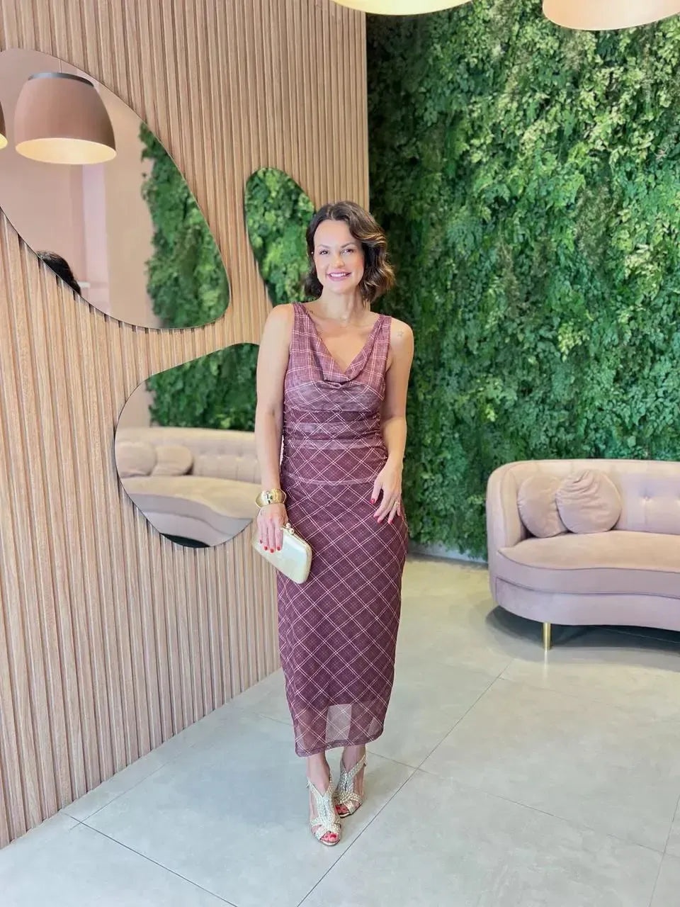 Vestido em Tule Gola Solta, Marsala