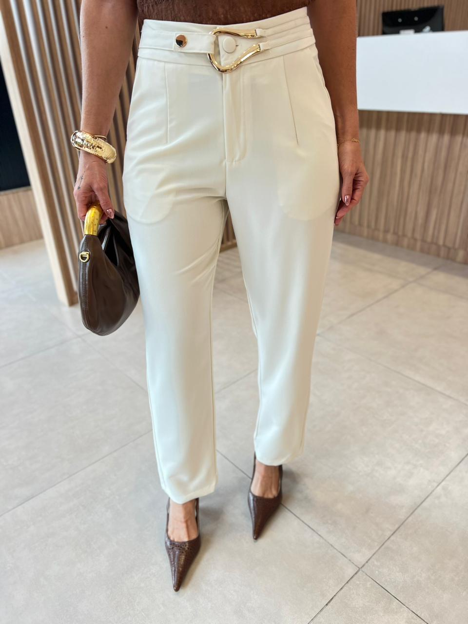 Calça em Alfaiataria com Cinto Fixo, Creme