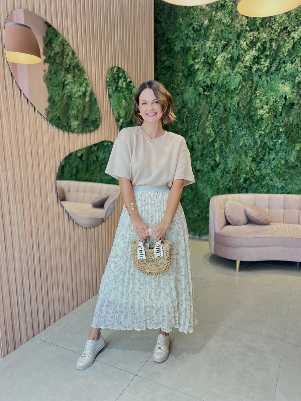 Saia Midi Plissada com Estampa Floral, Off White