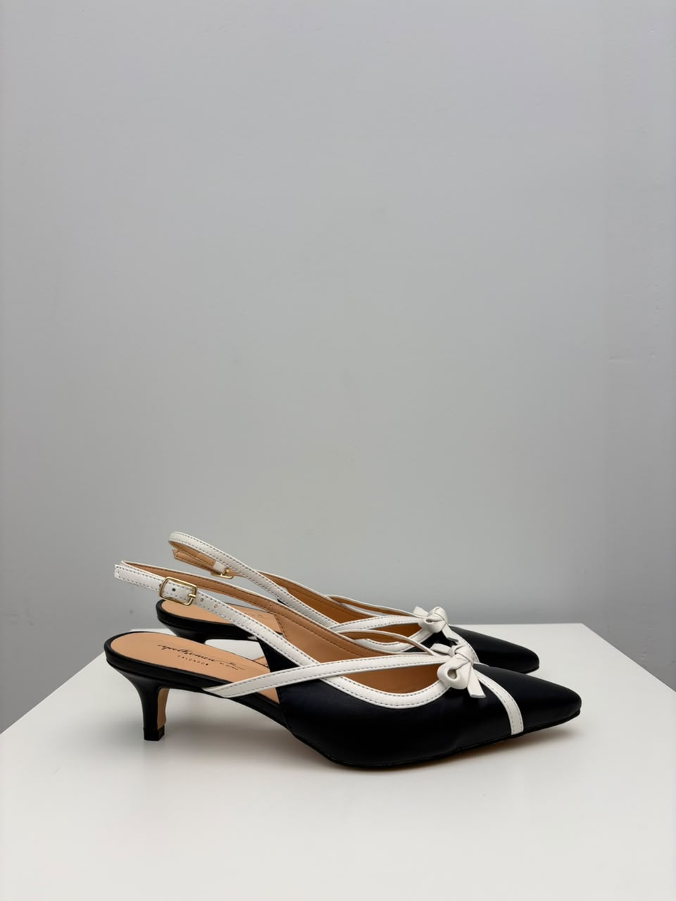 Scarpin Slingback Amanda, Preto