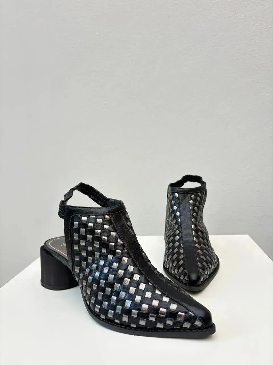 Ankle boot Daniela, Preta/Prata Velho