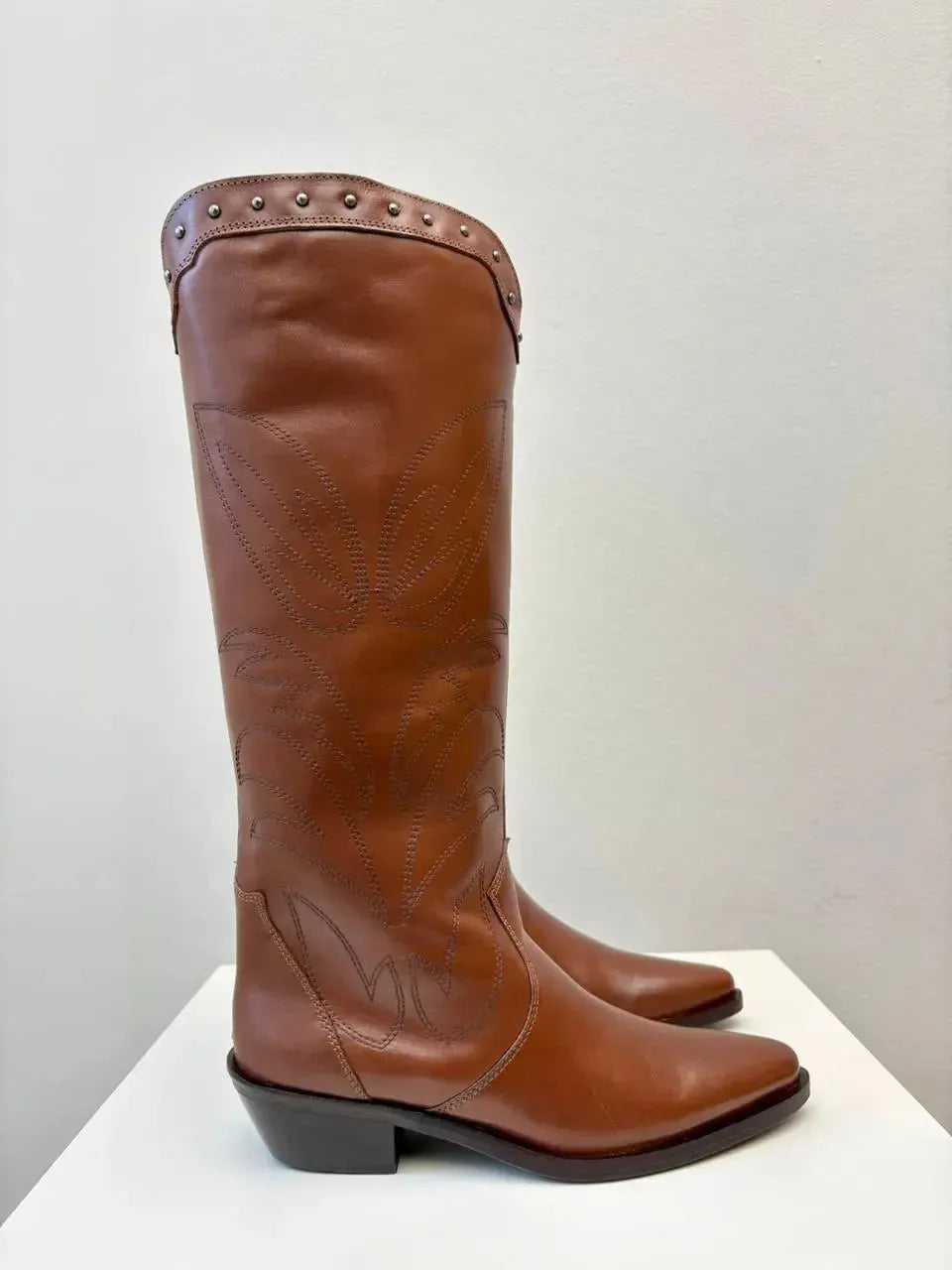 Bota Simone, Marrom