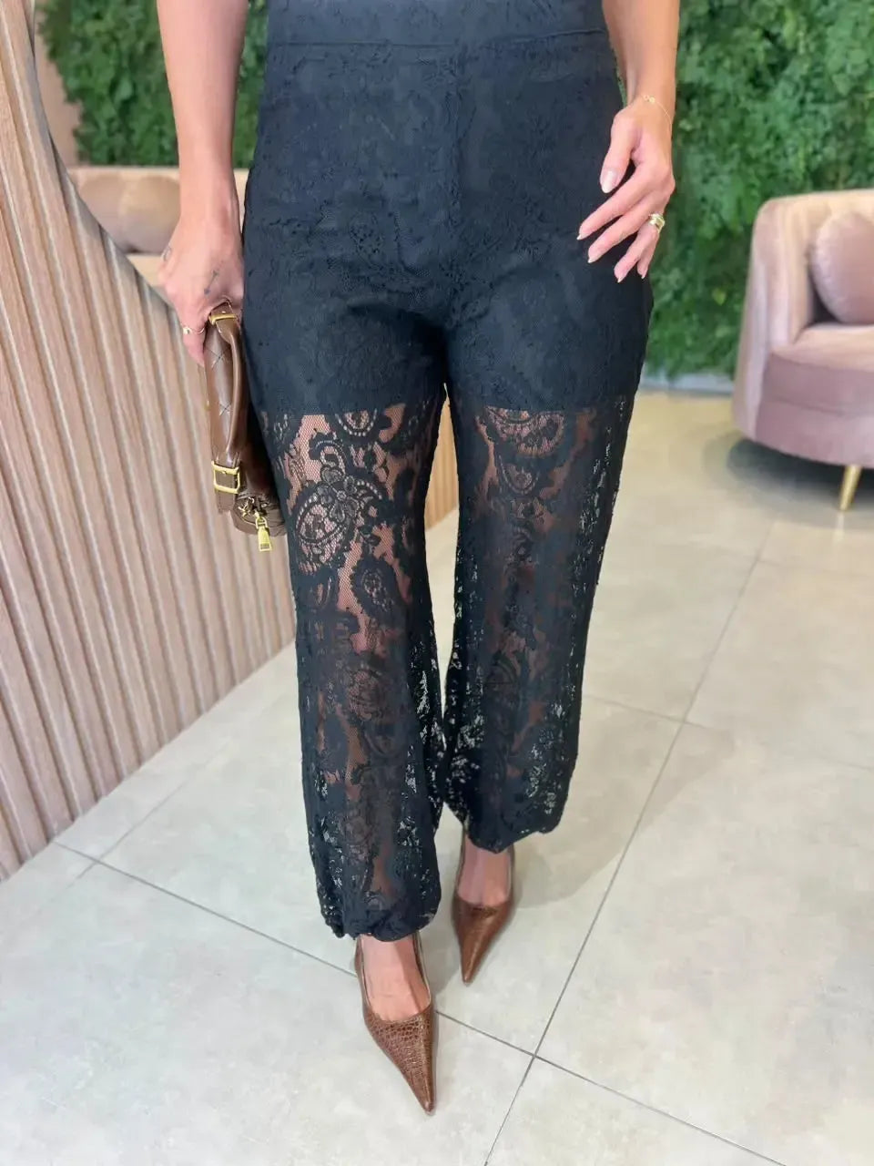 Calça Aladim em Renda, Preta