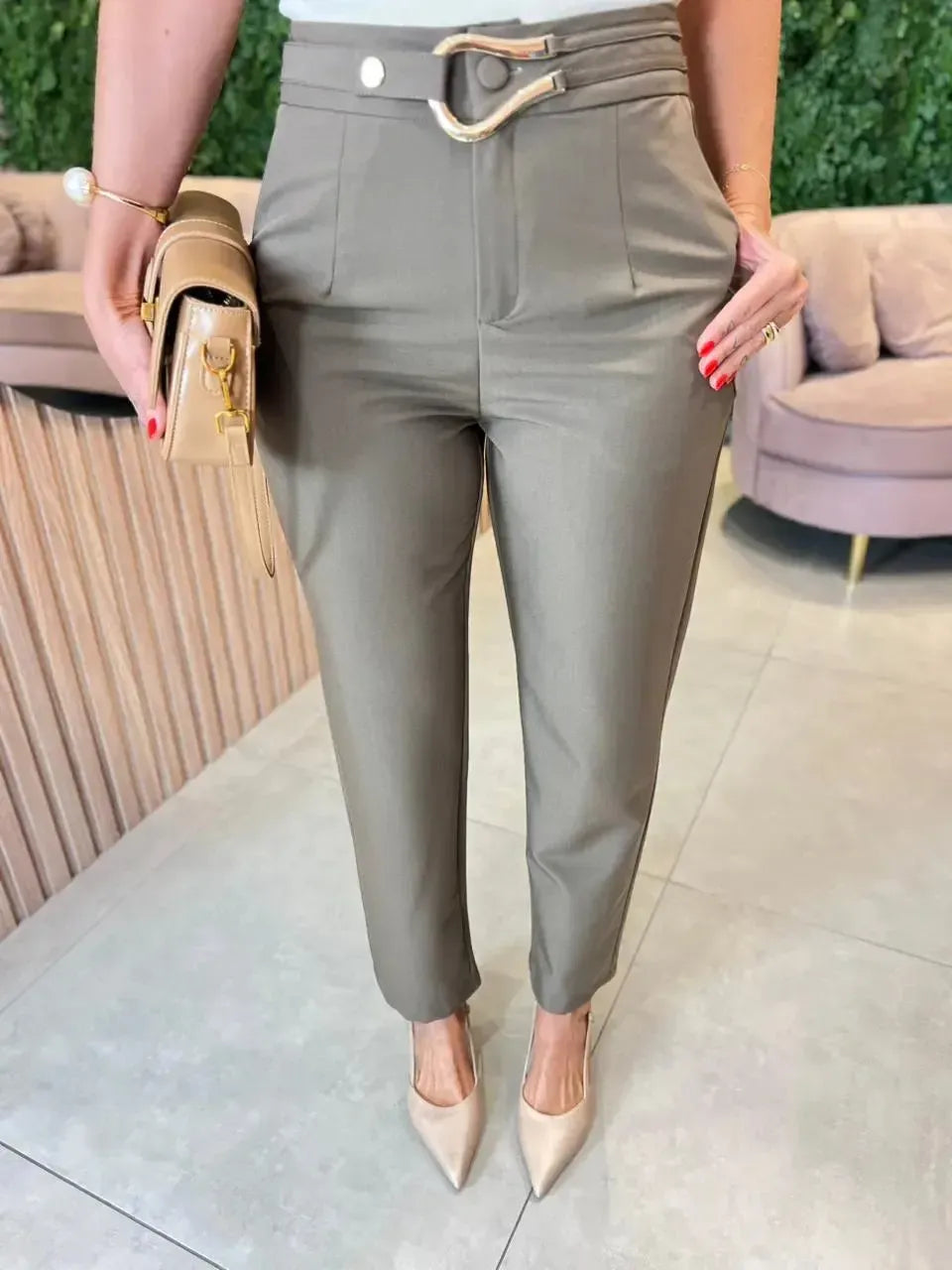 Calça com Detalhe em Alfaiataria, Verde