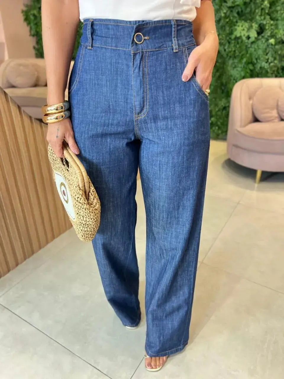 Calça jeans Pantalona com Botão