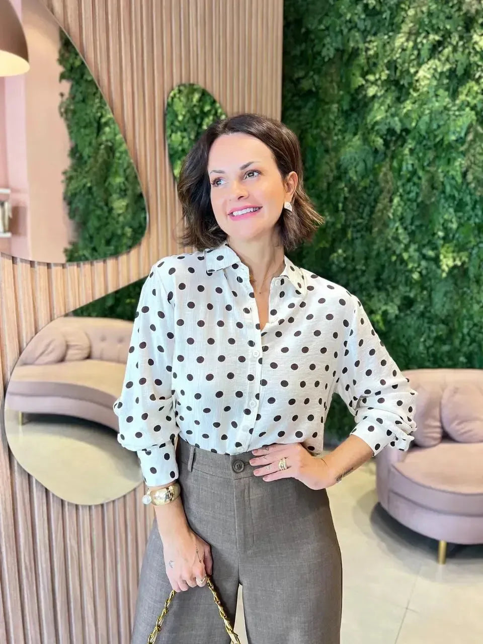 Camisa Cru com Poá Marrom