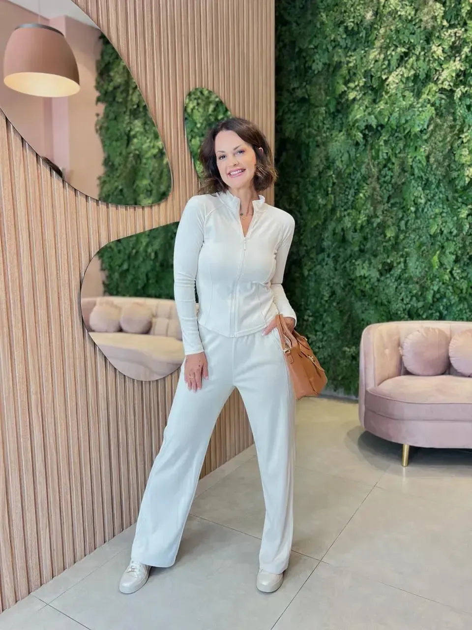 Conjunto Canelado de Lãzinha, Cru