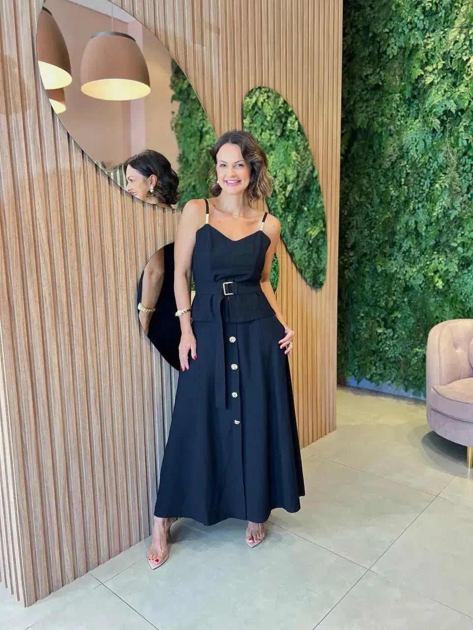 Conjunto Saia com Botões + Blusa, Preto