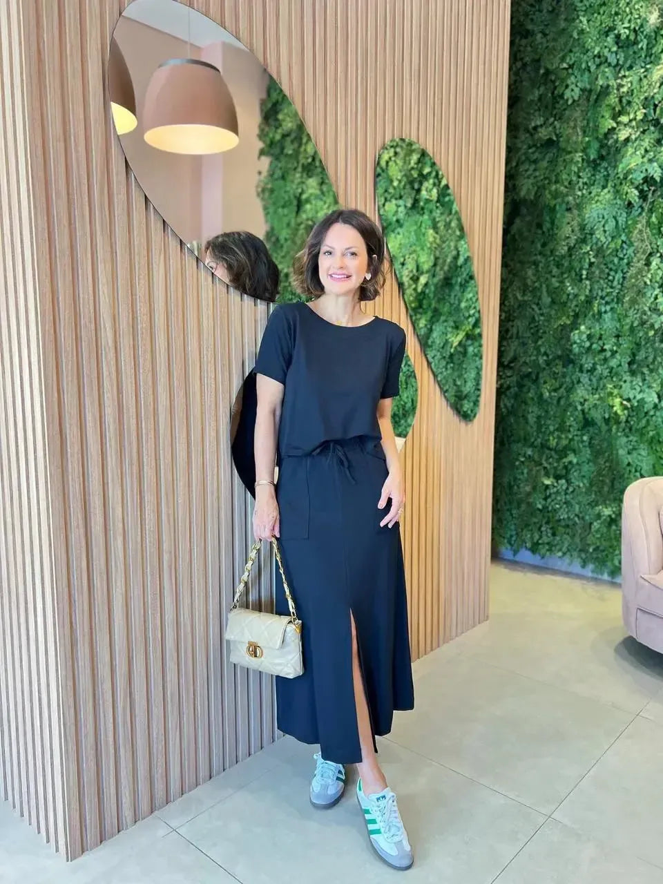 Conjunto em Moletinho T-shirt + Saia Longa, Preto