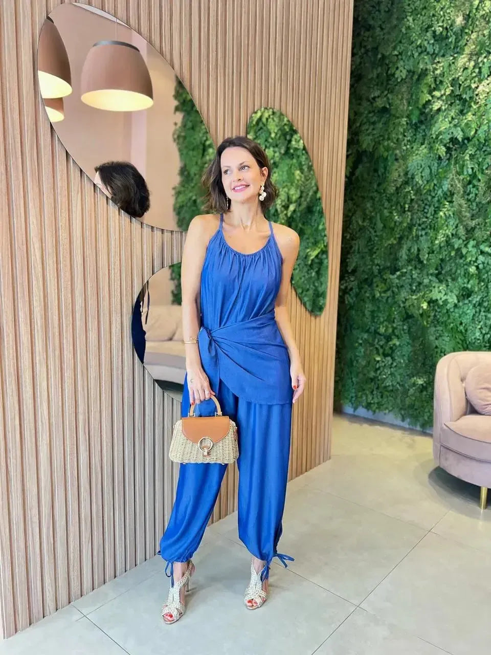 Macacão Aladim com Detalhe Amarração, Azul Jeans