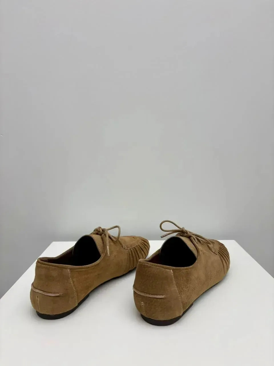 Mocassim Lua, Cappuccino