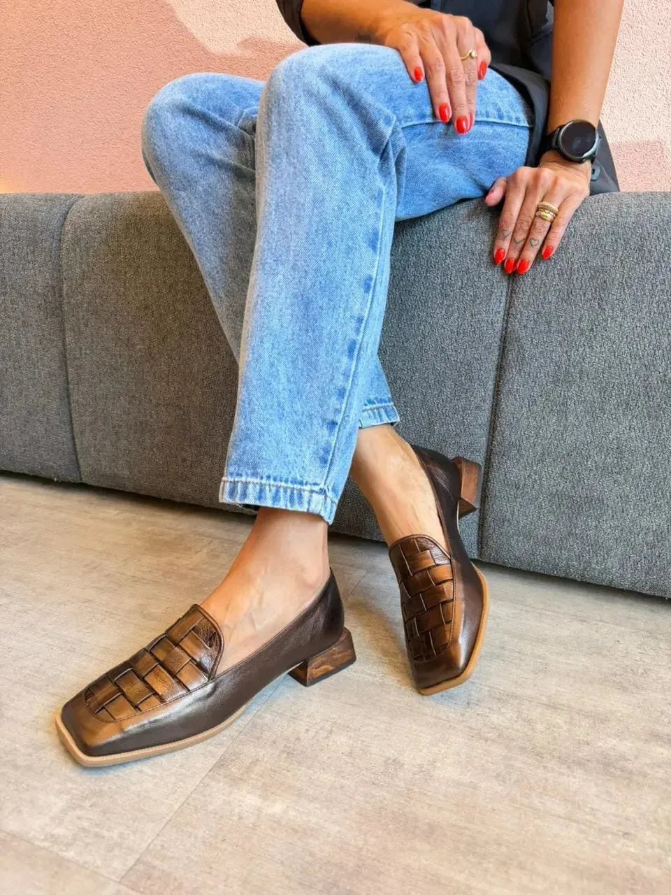 Mocassim Nina, Café Metalizado