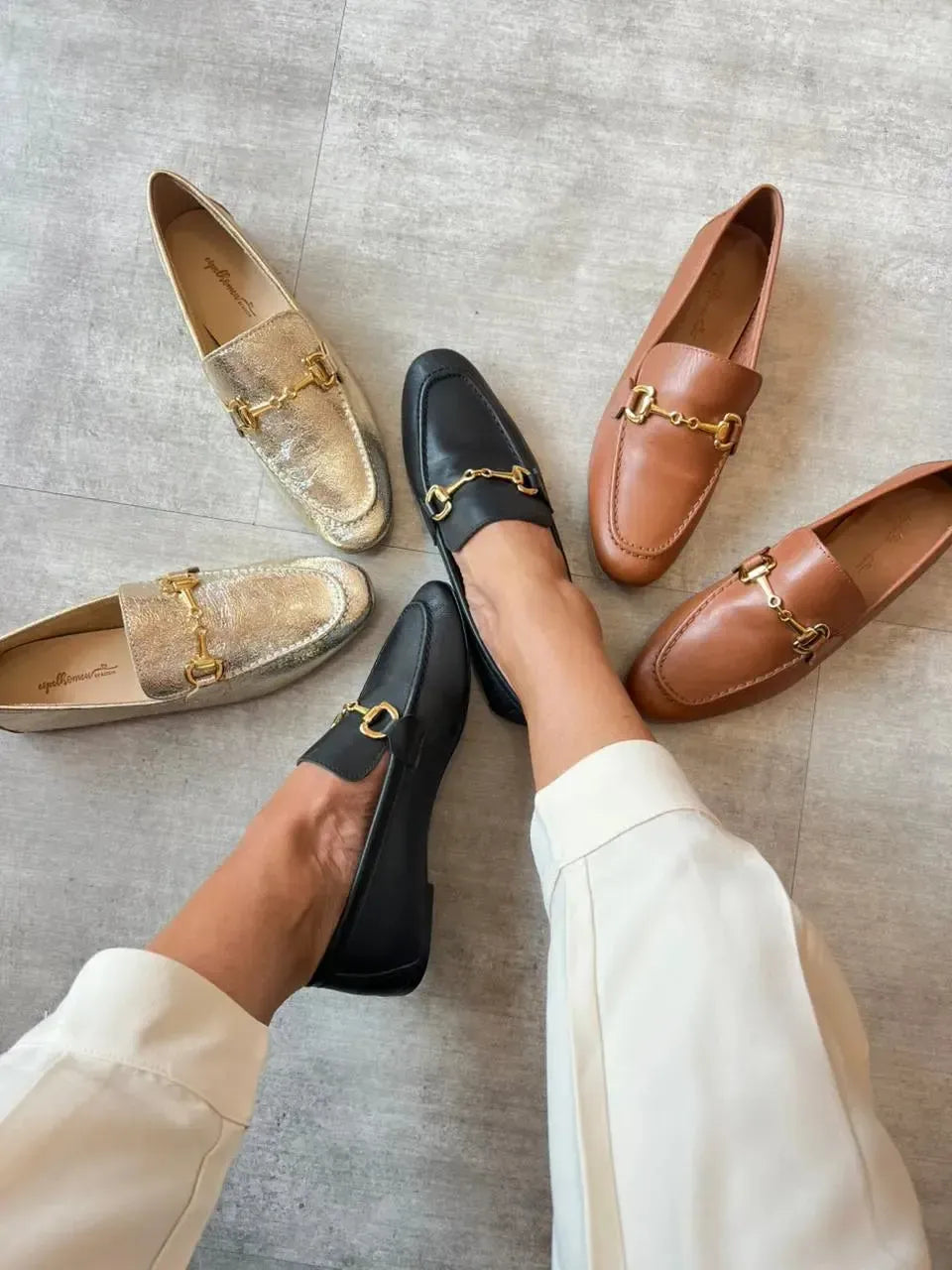 Mocassim Vogue Ouro Light